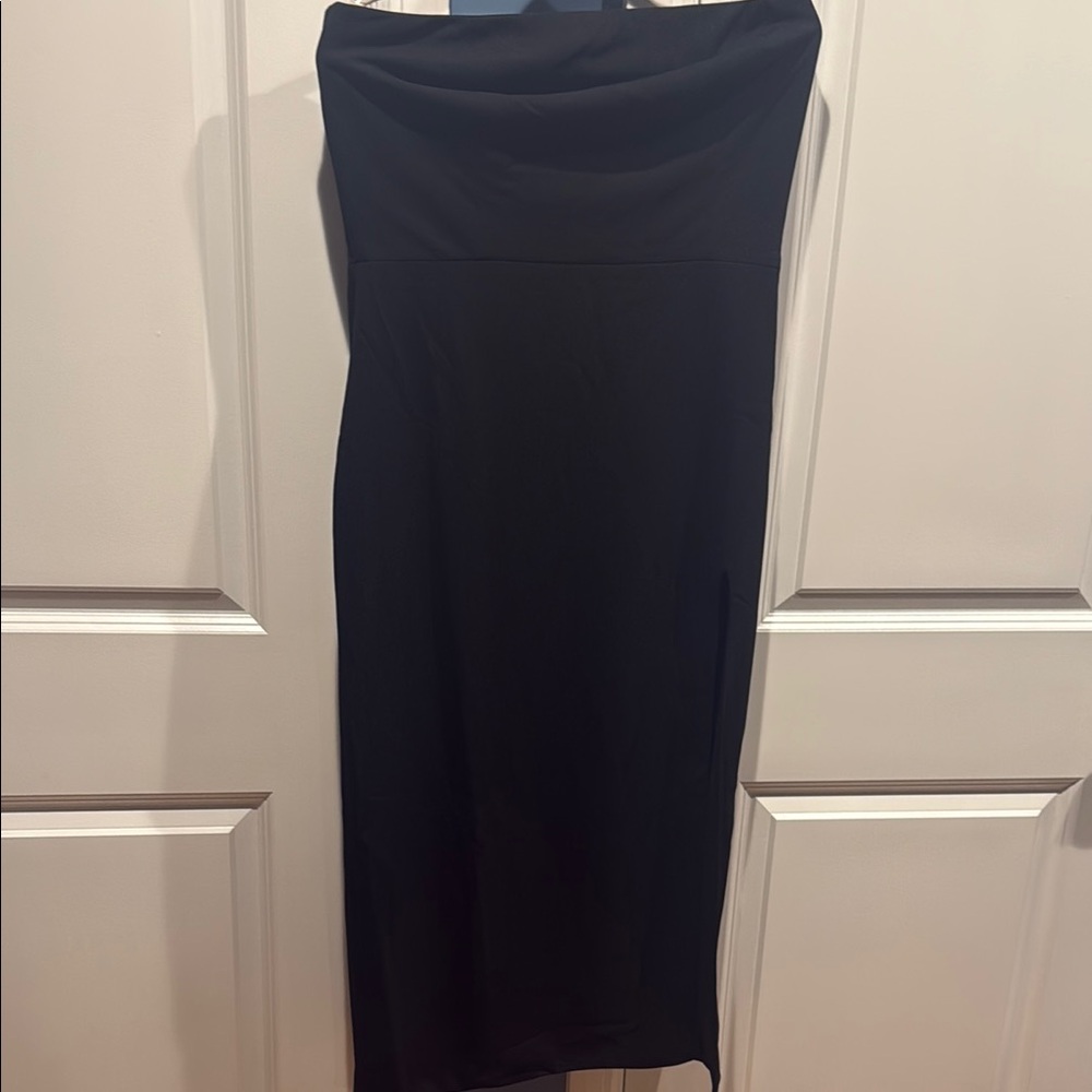 BabyBoo Elegant Black Strapless Dress